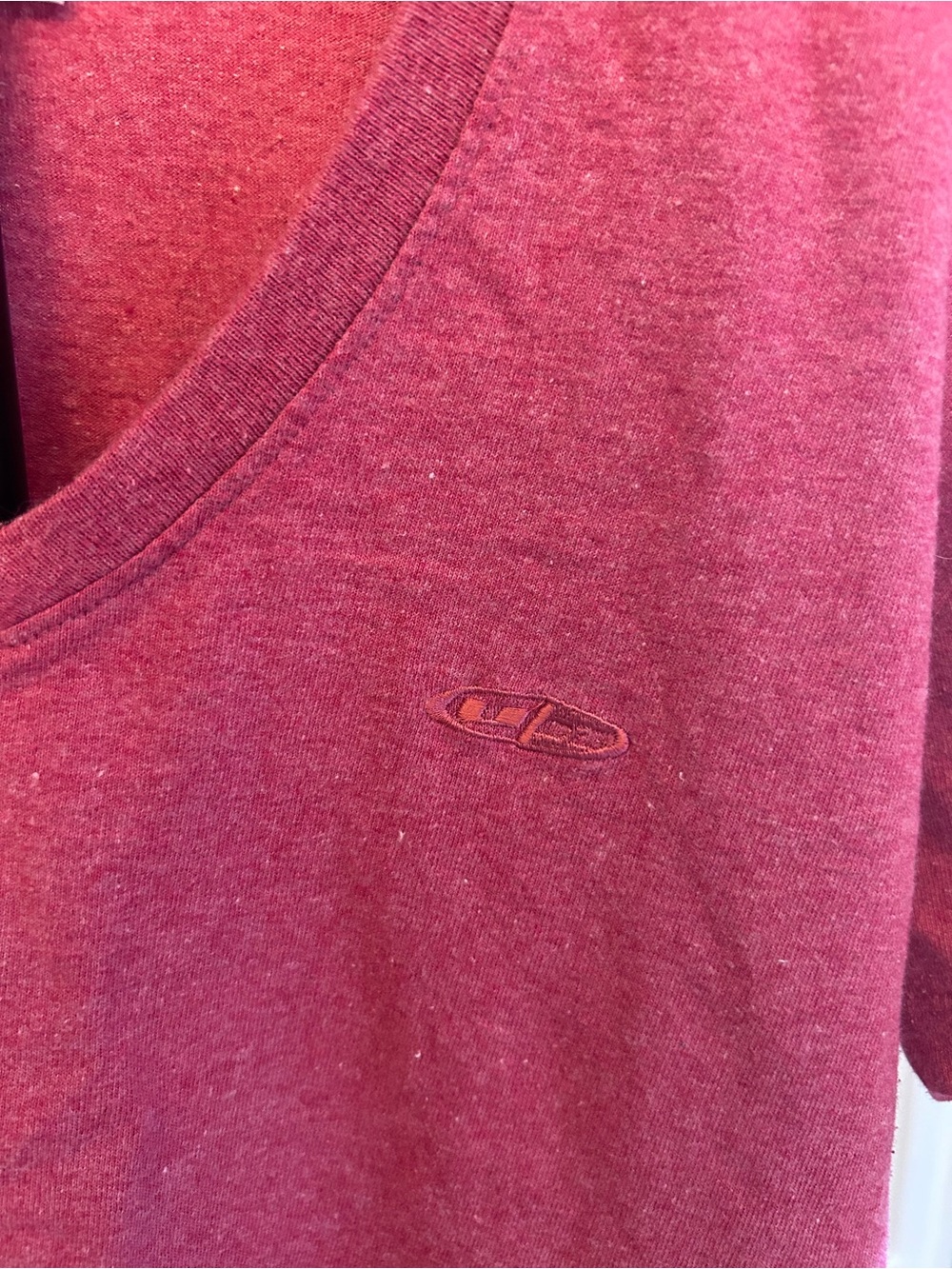 UNIONBAY Heathered Raspberry V-Neck Short Sleeve Tee - Picture 2 of 4